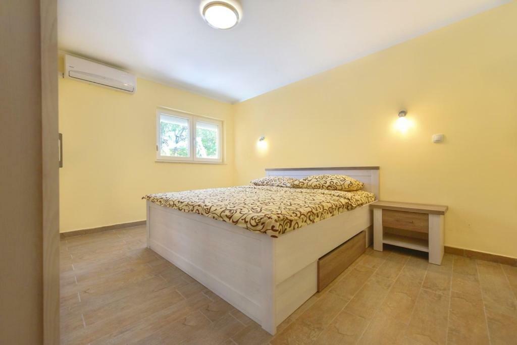 יזרה Apartment Sax מראה חיצוני תמונה