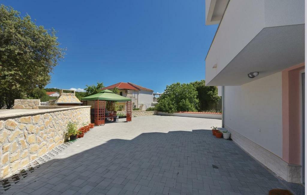 יזרה Apartment Sax מראה חיצוני תמונה